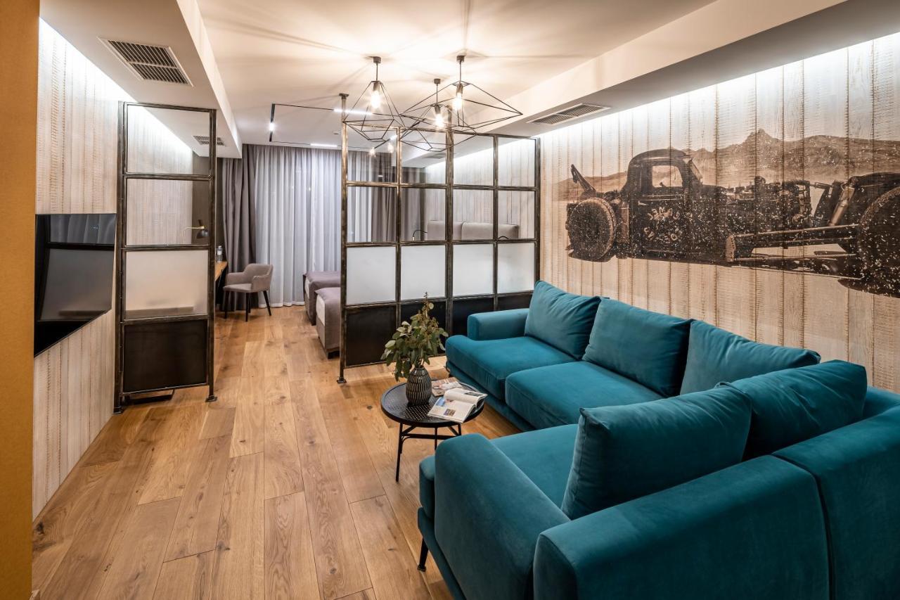 Loft7 Hotel Lviv Exterior photo