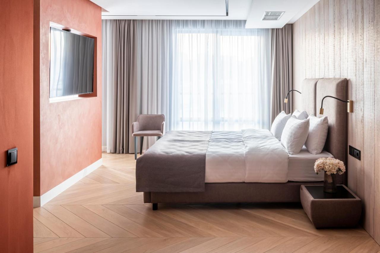 Loft7 Hotel Lviv Exterior photo